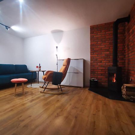 Apartament Chełmsko Śląskie Exteriör bild